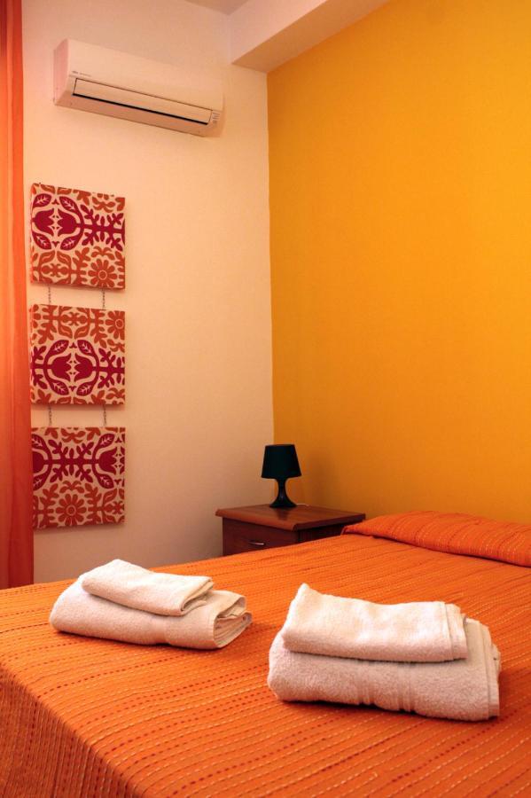 Naxos House Apartment Giardini Naxos Ruang foto
